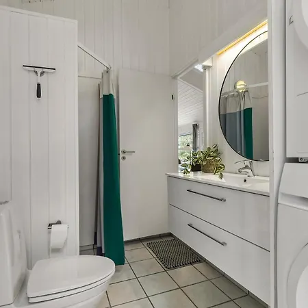 Lovely In With Indoor Swimming Pool *