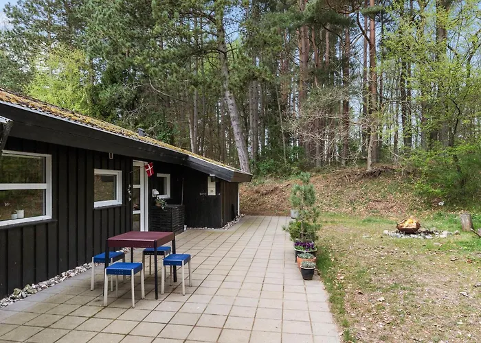 Feriehus Beautiful In With Sauna *